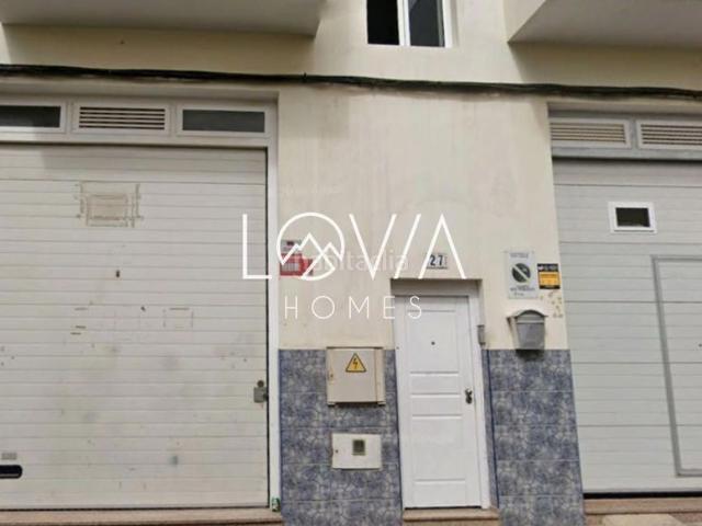 Piso en venta en Santa Lucía de Tirajana, Vecindario El Doctoral Cruce de Sardina. Piso en venta con inquilino en Santa Lucía de Tirajana Excelente oportunidad para inversores. Pisos Santa Lucía.