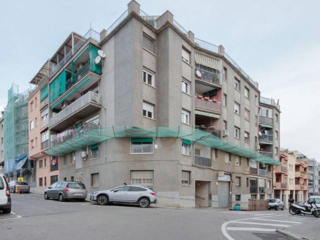 Piso en Venta en Santa Perpètua de Mogoda