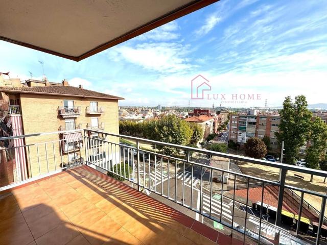 Piso en venta en Santa Perpètua de Mogoda. ! VIVE EN UN ENTORNO IDEAL. Pisos Santa Perpètua de.