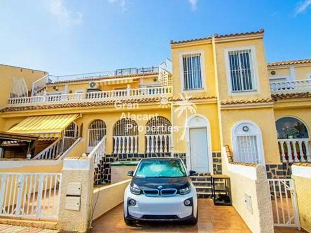 Piso en Venta en Santa Pola