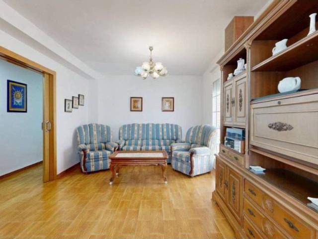Piso en Venta en Santa Pola
