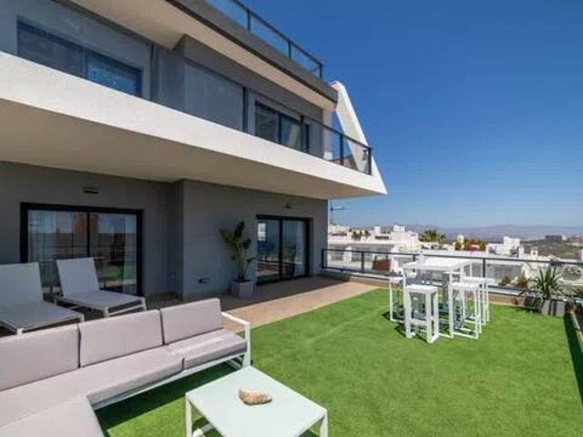 Piso en Venta en Santa Pola