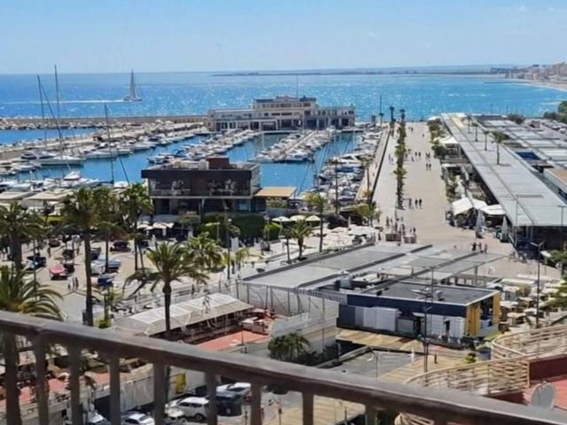 Piso en Venta en Santa Pola