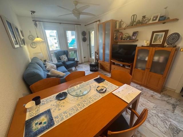 Piso en venta en Santa Pola, Calas Santiago Bernabeu. Venta de piso en Primera Linea playa Santa Pola. Pisos Santa.