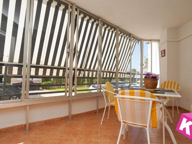 Piso en venta en Santa Pola, Centro. Amplio apartamento en el centro de Santa Pola. Pisos Santa.
