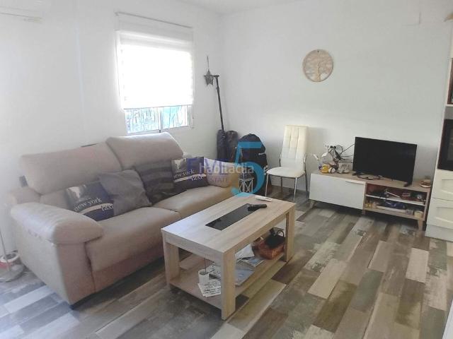 Piso en venta en Santa Pola, Centro. Este exclusivo bungalow de dos habitaciones se encuentra en una de las zonas más codiciadas de Santa Pola, junto al puerto y a poc. Pisos Santa.