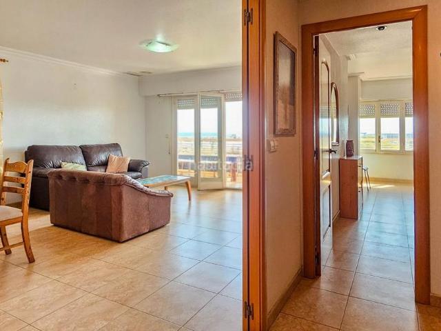 Piso en venta en Santa Pola, Centro. Piso en Primera Línea con espectaculares Vistas del Mar y del Puerto. Pisos Santa.