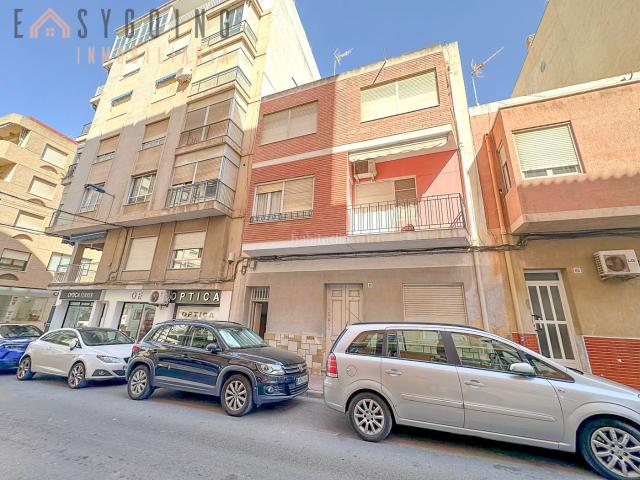 Piso en venta en Santa Pola, Centro. Piso en venta en pleno centro de Santa Pola Gran oportunidad para inversores. Pisos Santa.