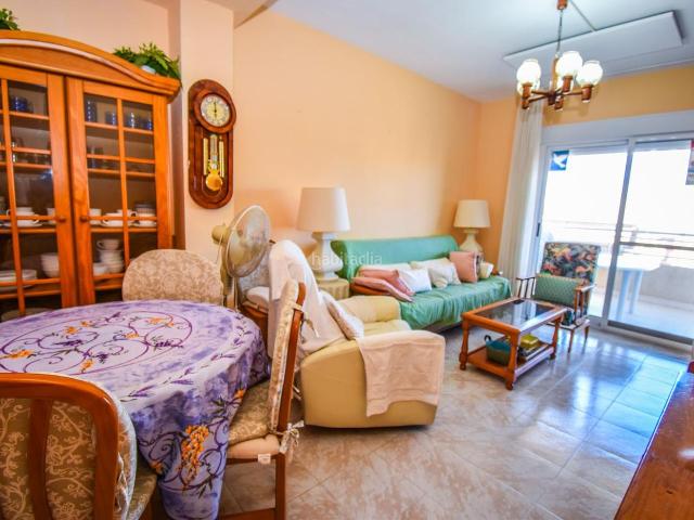 Piso en venta en Santa Pola, Centro. Piso junto al puerto con amplia terraza. Pisos Santa.