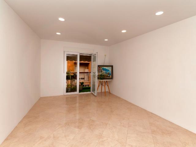 Piso en venta en Santa Pola, Centro. 3 dorm y 2 baños totalmente reformado. Pisos Santa.