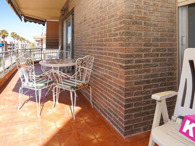 Piso en venta en Santa Pola, Gran Playa. Apartamento con terraza en esquina a 1 minuto de la playa. Pisos Santa.