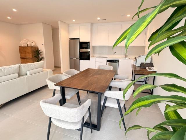 Piso en venta en Santa Pola. Excelentes calidades