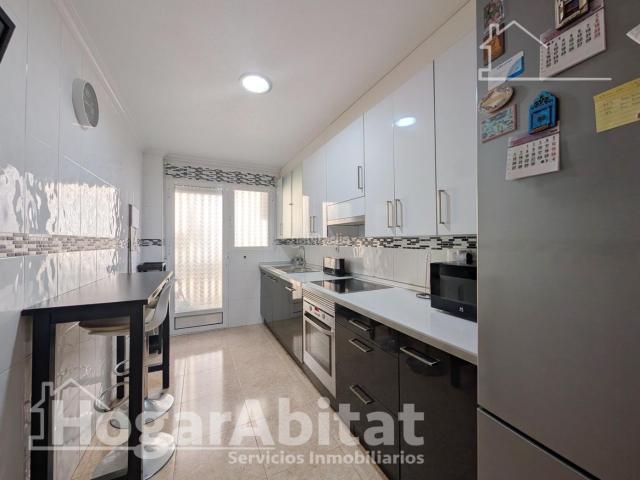 Piso en venta en Santa Pola, Norte. REFORMADO CON BALCÓN Y ASCENSOR CERCA DEL CENTRO. Pisos Santa.