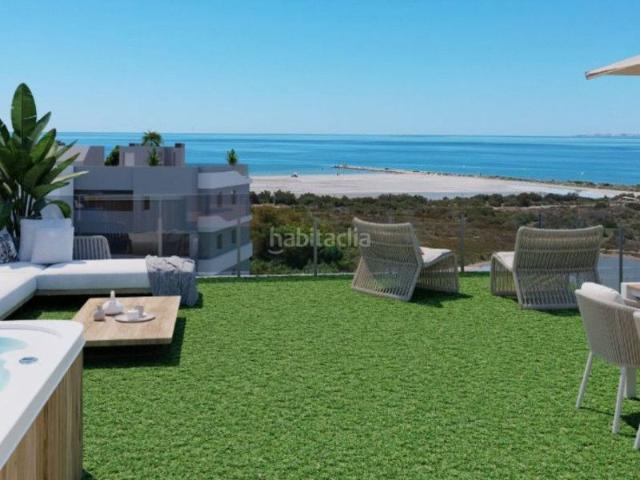 Piso en venta en Santa Pola, Playa Tamarit Playa Lissa. Apartamento de 3 dormitorios y 2 baños con piscina y jardín, a 100 m de la playa en Santa Pola. Pisos Santa.
