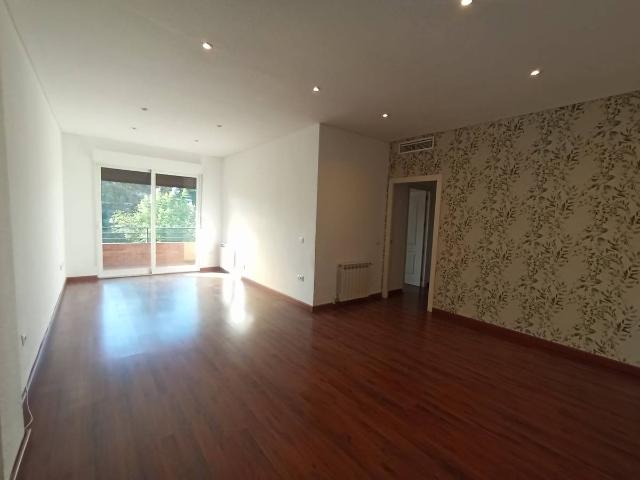 Piso en Venta en Santa Rosa Valdeolleros