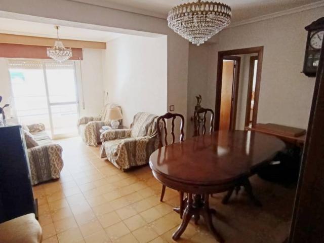 Piso en Venta en Santa Rosa Valdeolleros