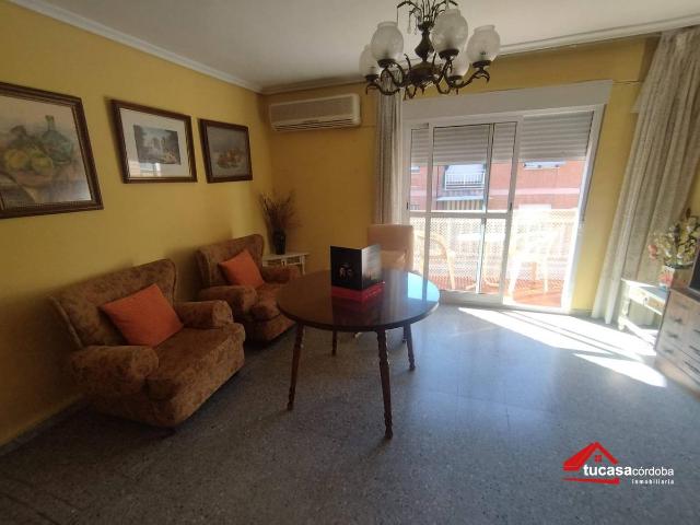 Piso en Venta en Santa Rosa Valdeolleros