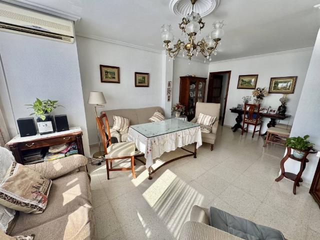 Piso en Venta en Santa Rosa Valdeolleros