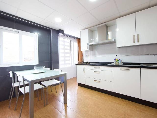Piso en Venta en Santa Rosa Valdeolleros