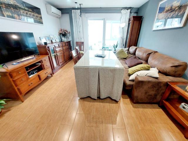 Piso en Venta en Santa Rosa Valdeolleros