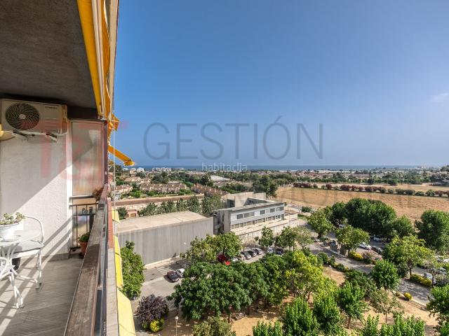 Piso en venta en Santa Susanna. Oportunidad única, totalmente reformado. Pisos Santa.