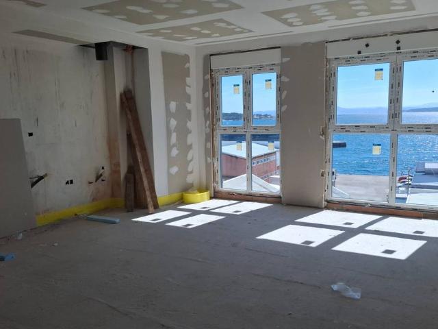 Piso en Venta en Santa Uxía de Ribeira