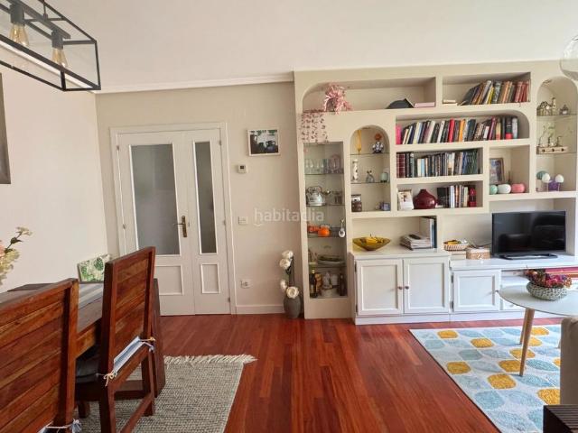 Piso en venta en Santander, Valdenoja. Tu nuevo hogar en Valdenoja! Piso reformado, listo para entrar a vivir, con garaje y urbanización con pádel. Pisos.