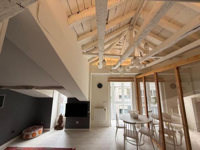 Piso en venta en Santander, Centro Ayuntamiento. Ático con encanto en el centro de Santander. Pisos.