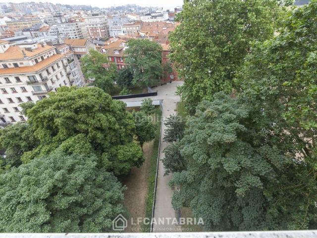 Piso en venta en Santander, Centro Ayuntamiento. Piso con vistas despejadas. Pisos.