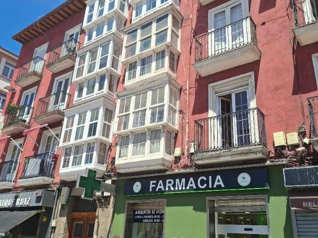 Piso en venta en Santander, Centro Ayuntamiento. SantanderPiso. Pisos.