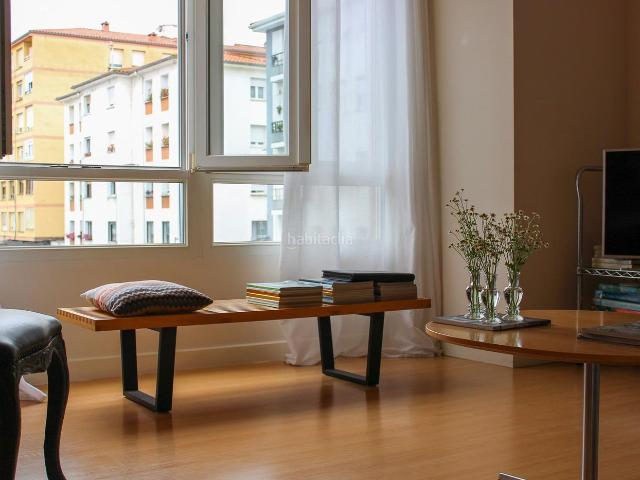 Piso en venta en Santander, Cuatro Caminos. VIVIENDA REFORMADA ORIENTADA AL SUR EN CALLE ALTA. Pisos.