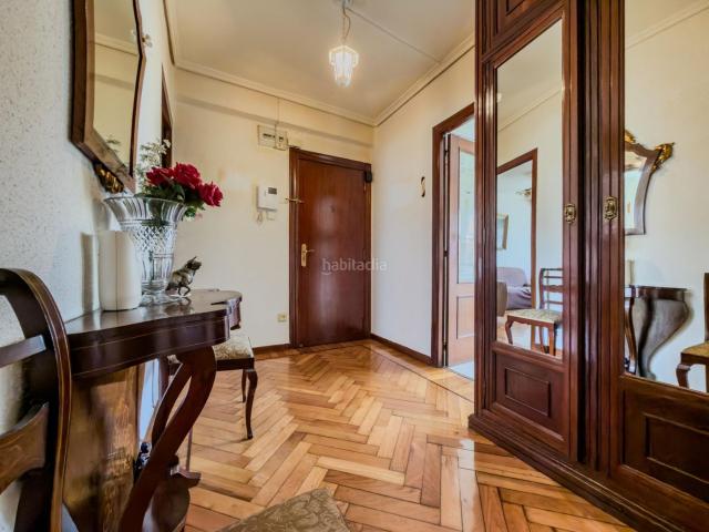 Piso en venta en Santander, Cuatro Caminos. Piso en el centro de Santander, Cuatro Caminos, con 3 habitaciones y ascensor. Pisos.