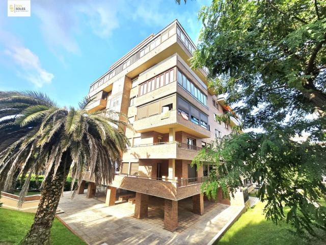 Piso en venta en Santander, El Sardinero. ESPECTACULAR PISO CON TERRAZA, GARAJE Y TRASTERO EN EL SARDINERO. Pisos.