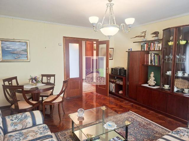 Piso en venta en Santander, Los Castros. Pisos.