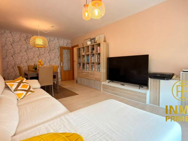 Piso en venta en Santander, Peñacastillo Nueva Montaña. Piso de 3 dormitorios con garaje y trastero en Nueva Montaña Santander. Pisos.