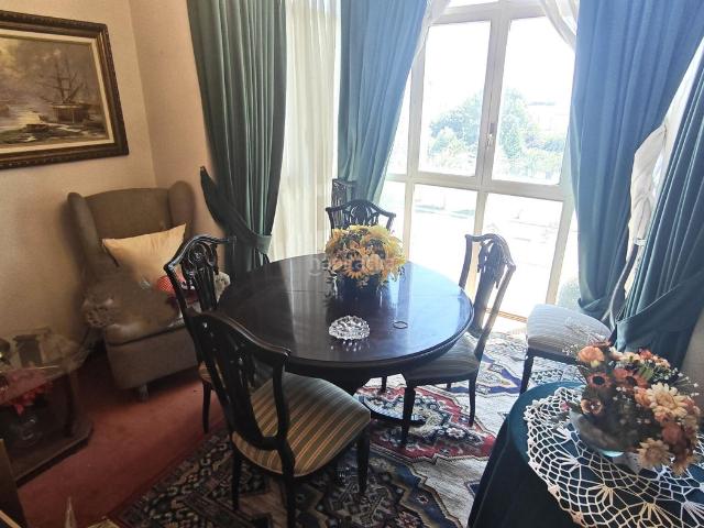 Piso en venta en Santander, Peñacastillo Nueva Montaña. Vivienda tres habitaciones con garaje y trastero. Pisos.
