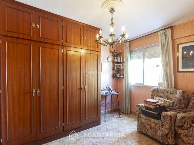 Piso en venta en Santander, Puerto Chico. Piso en Tetuán. Pisos.