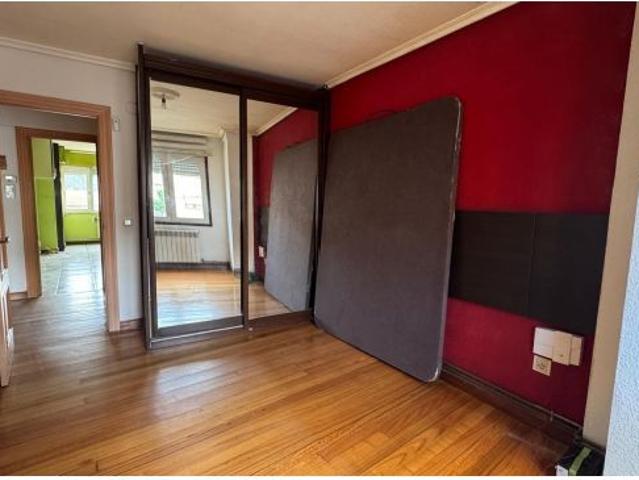 Piso en Venta en Santiago de Cartes, Cantabria