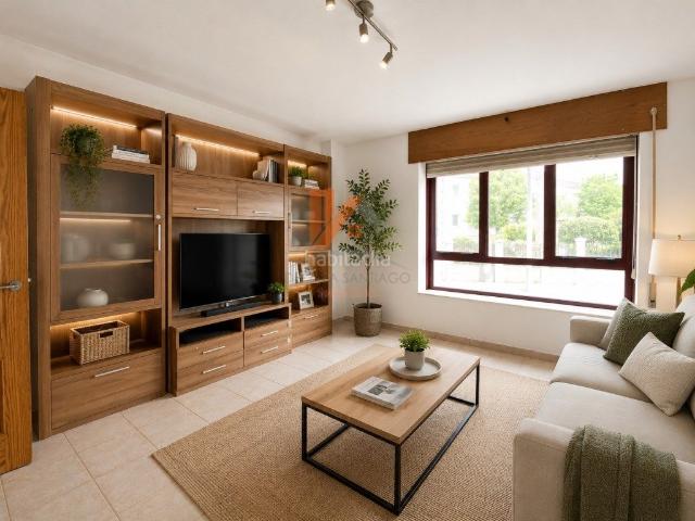 Piso en venta en Santiago de Compostela, Castiñeiriño Cruceiro de Sar. SE VENDE PISO DE 3 HABITACIONES CON TERRAZA Y GARAJE PRIVADO EN SAR SANTIAGO DE COMPOSTELA. Pisos Santiago de.