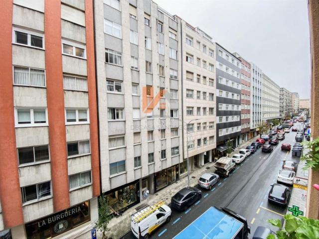 Piso en venta en Santiago de Compostela, Ensanche Sar. PISO EN VENTA DE 3 DORMITORIOS EN SANTIAGO DE COMPOSTELA. Pisos Santiago de.