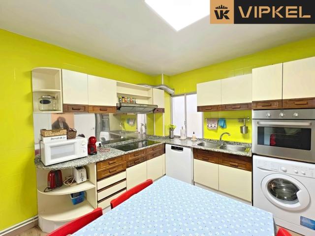 Piso en venta en Santiago de Compostela La Coruña