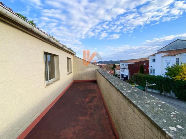 Piso en venta en Santiago de Compostela, San Lázaro Meixonfrío. ÁTICO CON DOS TERRAZAS EN SAN LÁZARO. Pisos Santiago de.