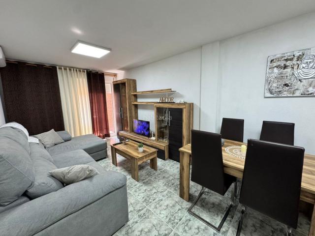 Piso en venta en Santomera. Espectacular piso de 2 hab y 2 baños con gran balcón, garaje y trastero en Santomera. Pisos.