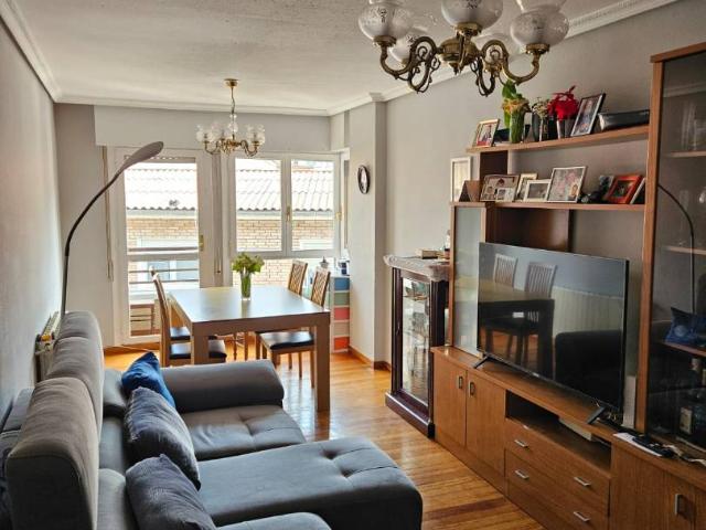 Piso en Venta en Santoña