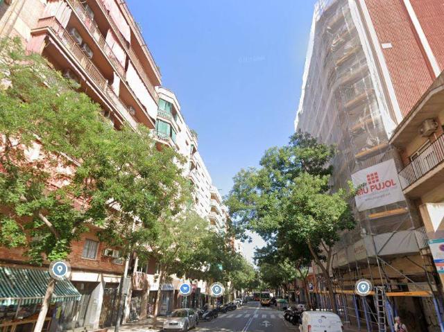 Piso en Venta en Sants Badal