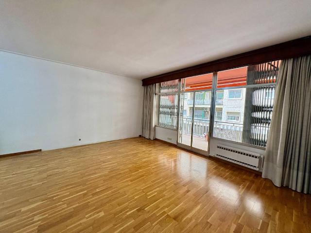 Piso en Venta en Sants