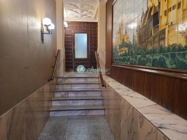 Piso en venta en Segovia, Centro. Piso en venta en Centro Santo Tomás, 3 dormitorios. Pisos.