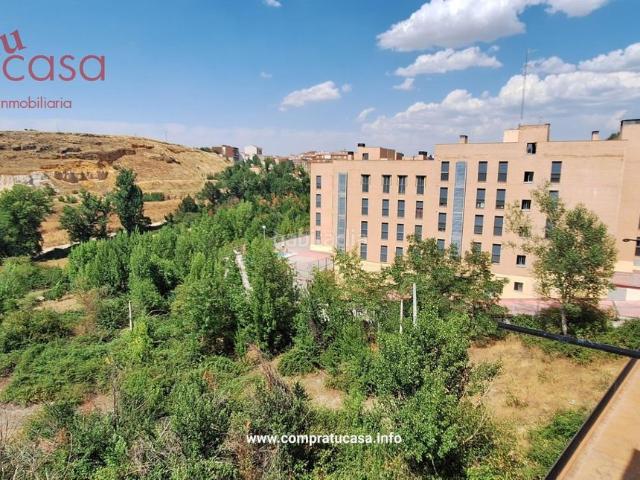 Piso en venta en Segovia, El Cerro Ctra. De San Rafael. VIVIENDA COMO INVERSIÓN o PUEDE SER TU PRÓXIMO HOGAR. Pisos.