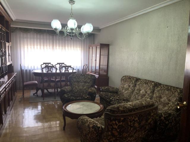 Piso en venta en Segovia, San Lorenzo San Marcos. Piso en VENTA en SEGOVIA San Lorenzo BENEFICIOS VIRTUDES La posibilidad de alquilarlo por HABITACIONES La AMPLITUD 4D, 2B. Pisos.