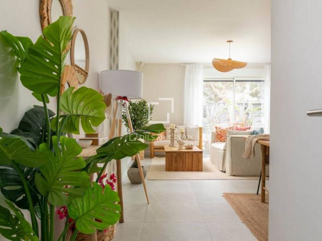 Piso en Venta en Ses Figueretes Platja d'en Bossa Cas Serres
